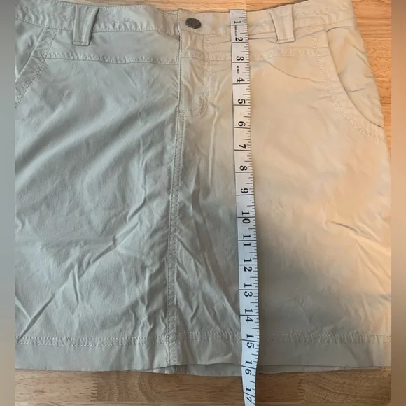 Eddie Bauer Tan Skirt with shorts underneath Size 8 - Picture 10 of 10